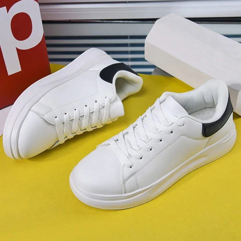 Casual Outdoor Shoes /  Jogging Trekking White