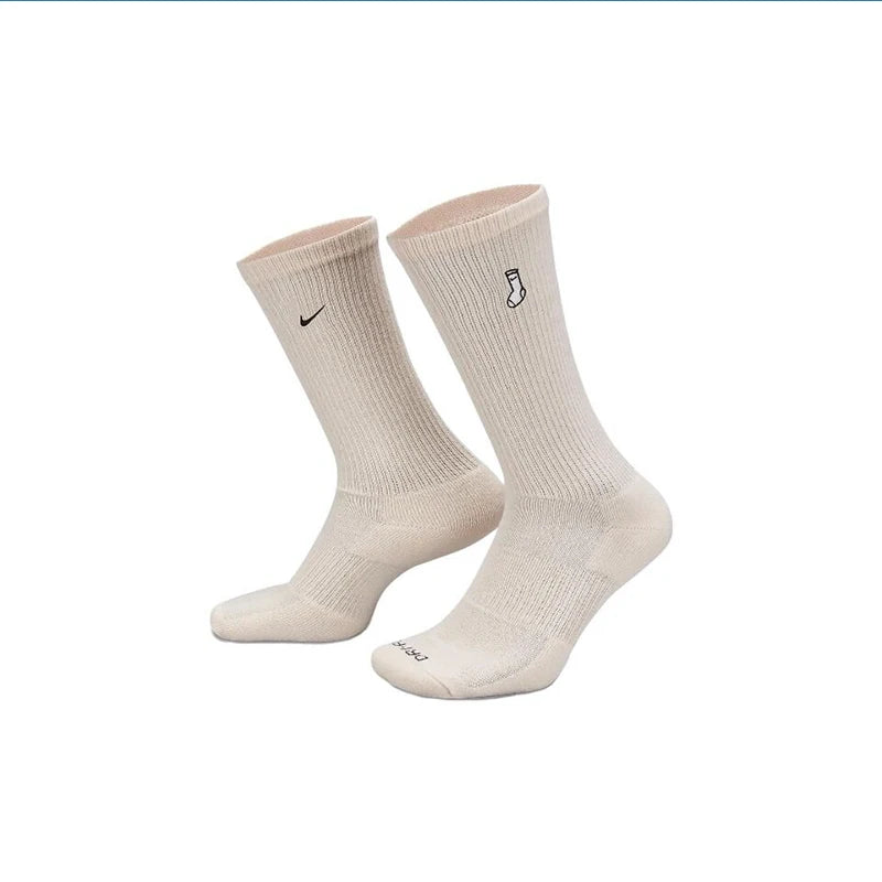 Original Nike Men's and Women's Socks / Comfortable Quick Dry Solid Color Sports Socks unisex 2 Pairs