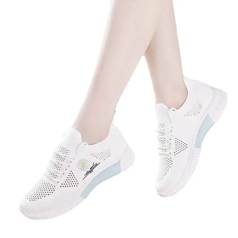 New Spring and Summer Women's Fly-Knit Sneakers / Fashionable All-Match Running Shoes