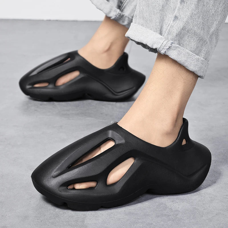 Couples hole shoes / summer coconut sandals / Baotou shoes